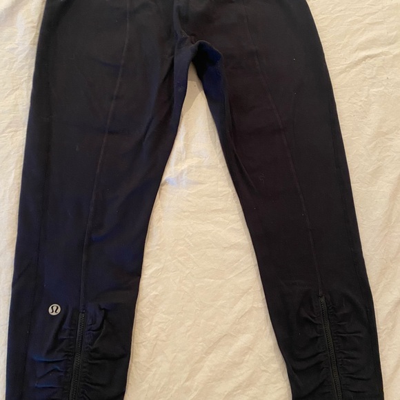 Lululemon Capri - Picture 3 of 7